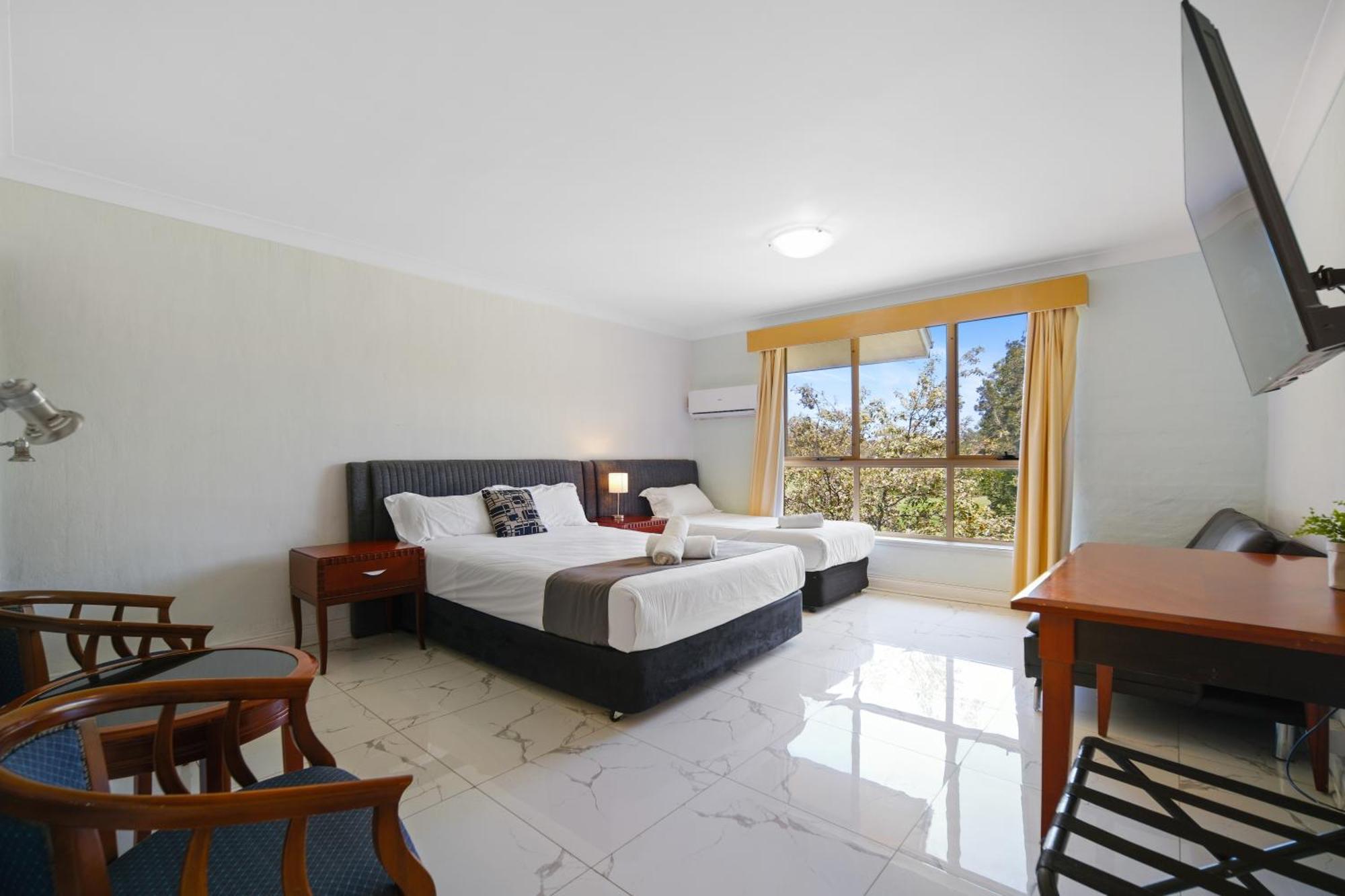 Golf Place Inn Wollongong Primbee Exterior foto