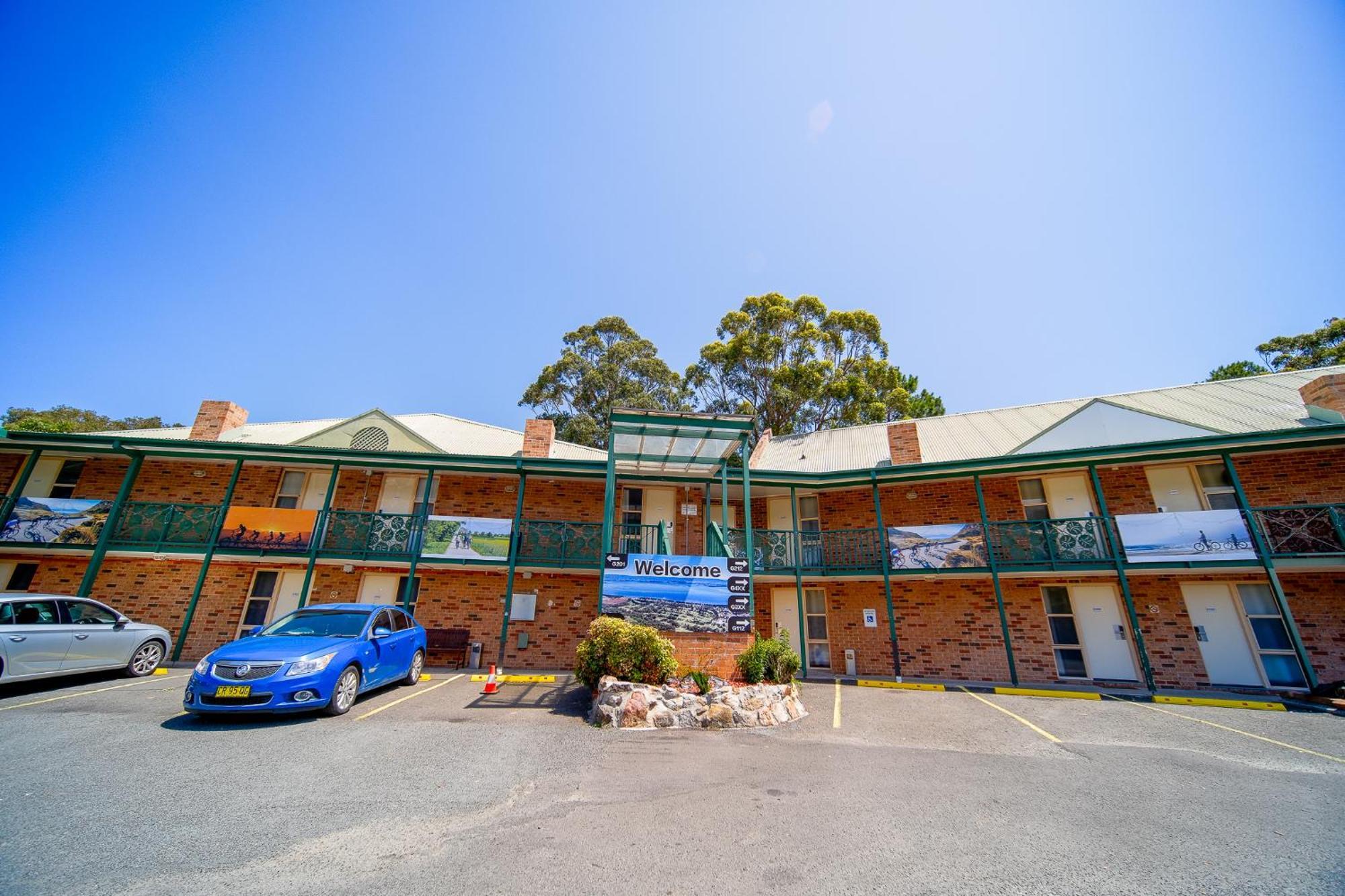 Golf Place Inn Wollongong Primbee Exterior foto