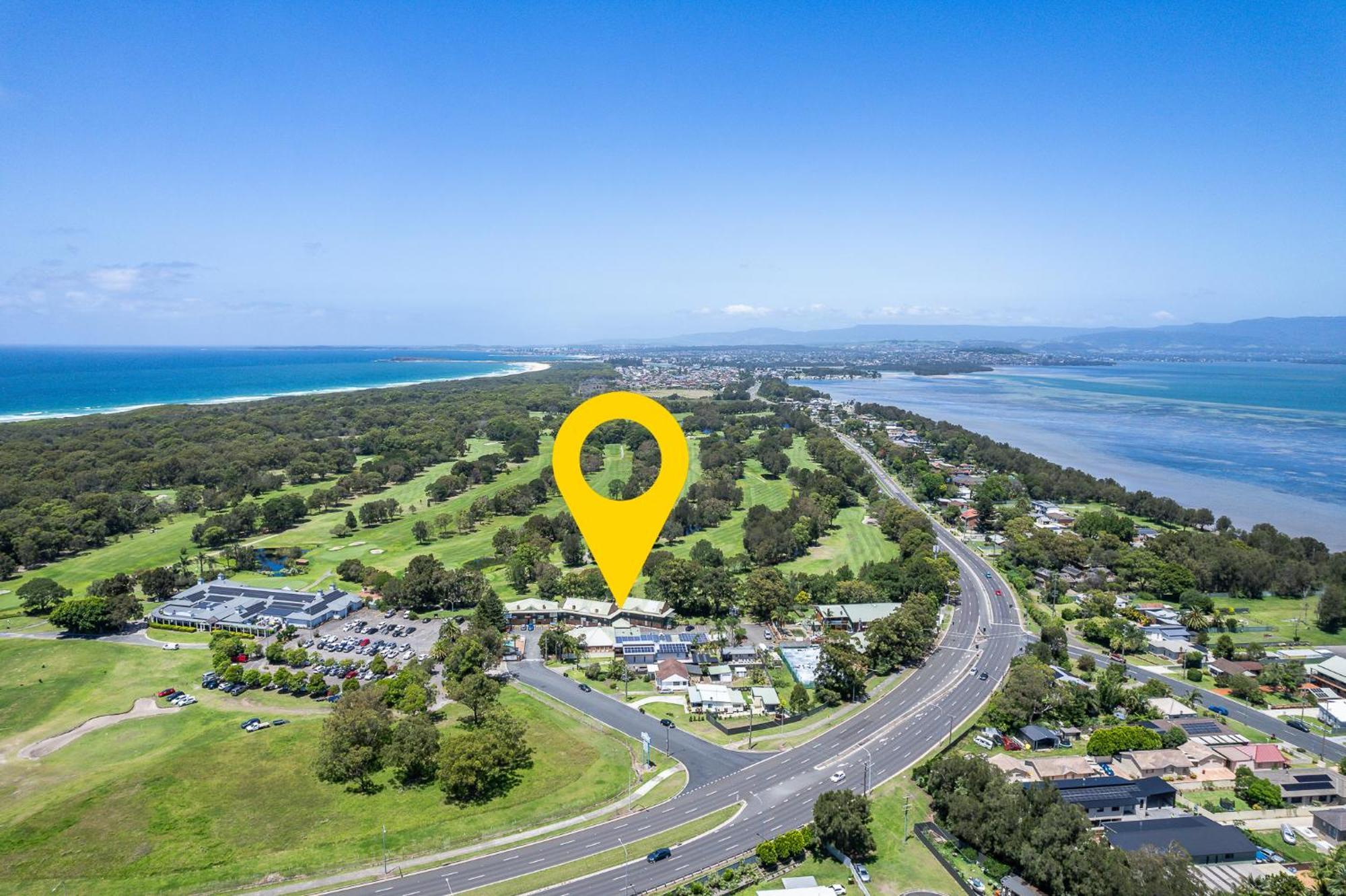 Golf Place Inn Wollongong Primbee Exterior foto