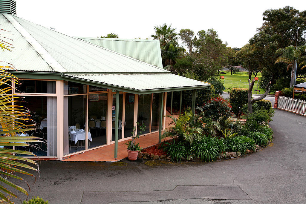 Golf Place Inn Wollongong Primbee Exterior foto