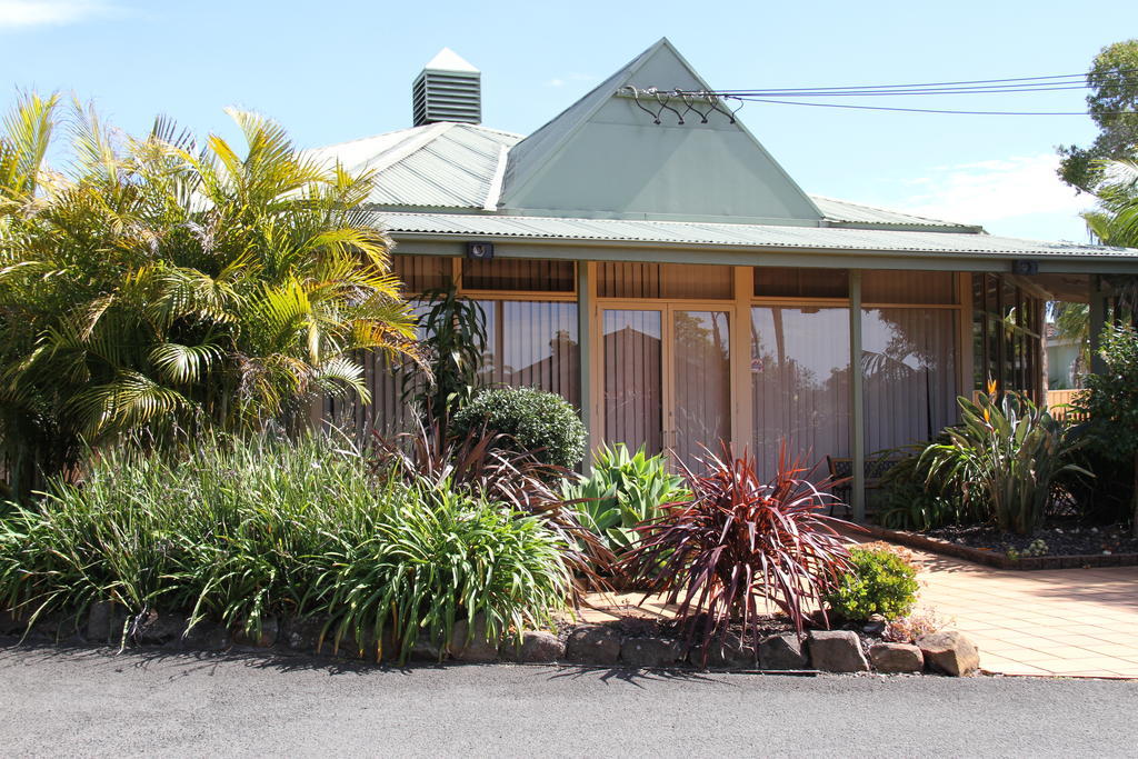 Golf Place Inn Wollongong Primbee Exterior foto
